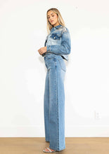 Load image into Gallery viewer, Nova Rhinestone Wide Leg Jeans
